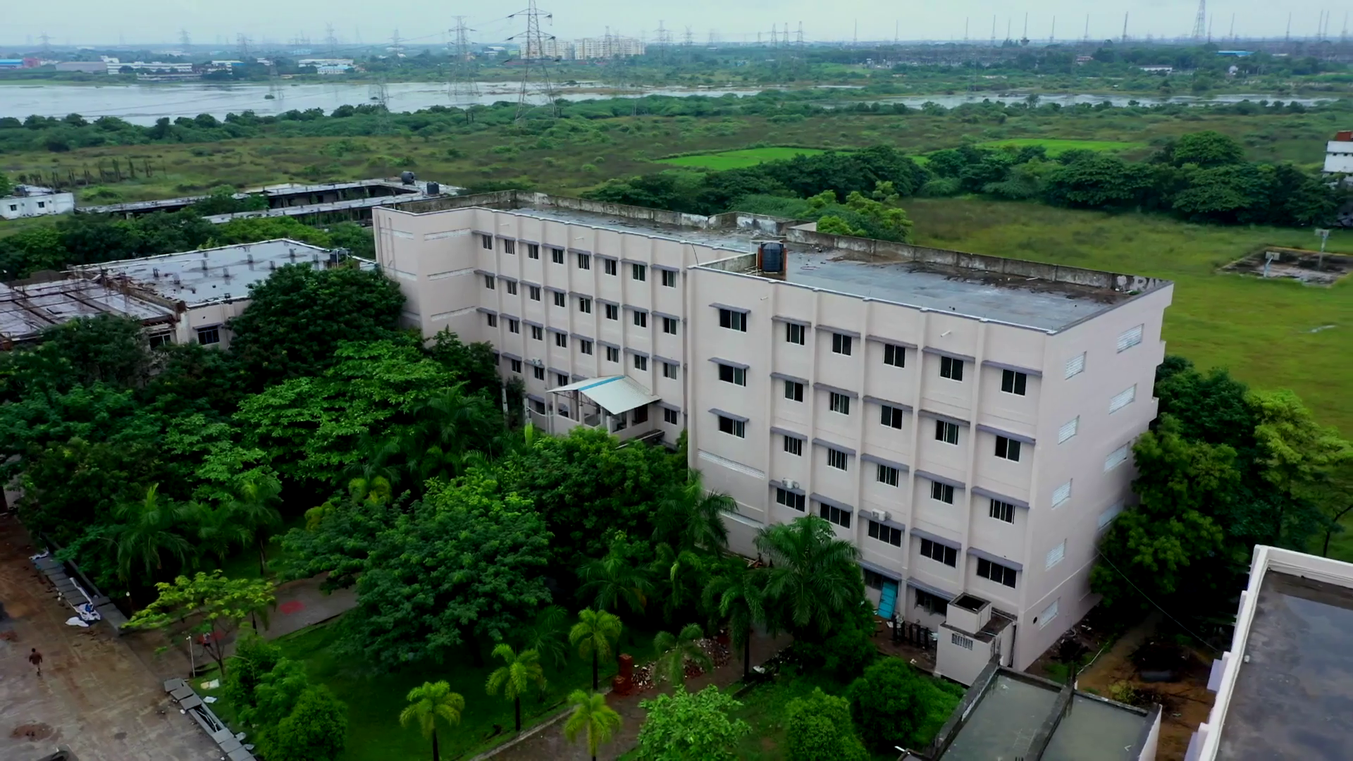 Rajalakshmi Medical College Campus
